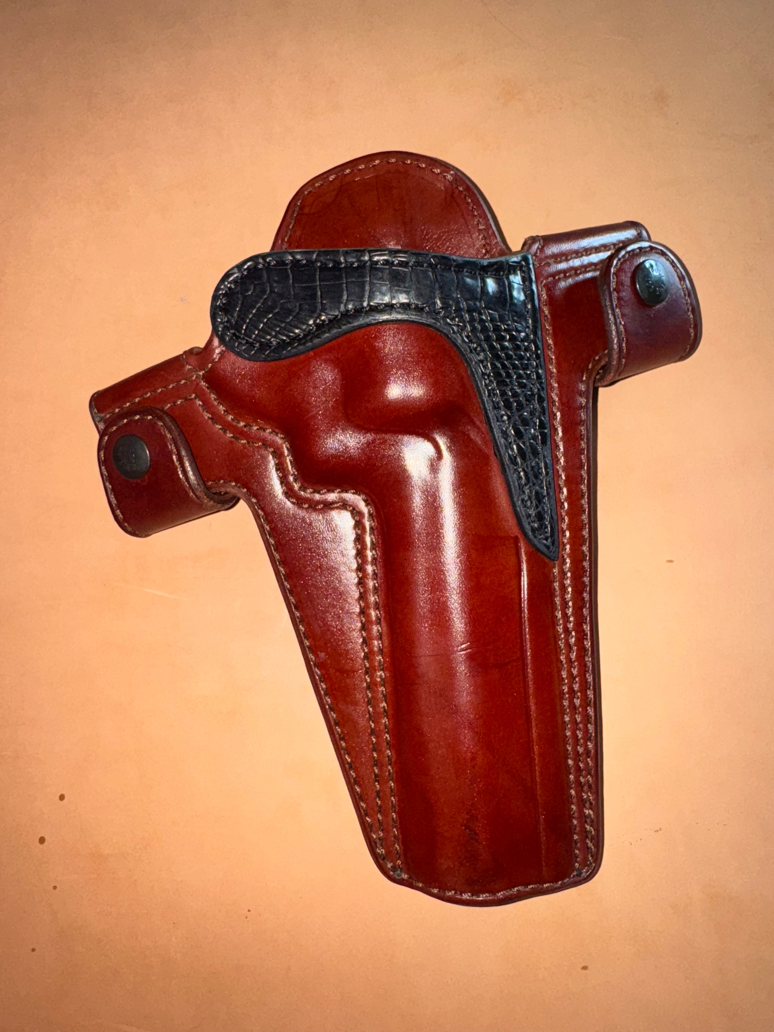 Colt Python 6" Deluxe Lined Model 1 Holster | Palmetto Leather