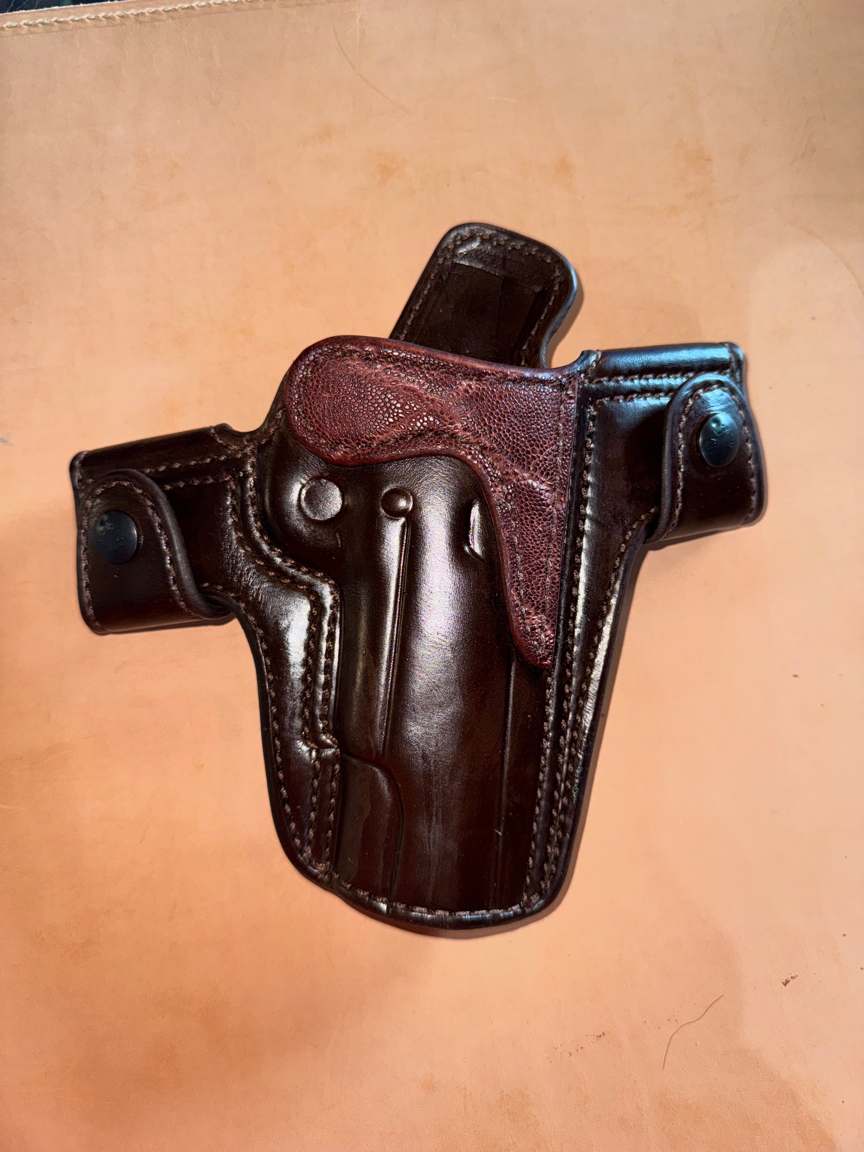 Full Size Deluxe Model 1 Holster | Palmetto Leather