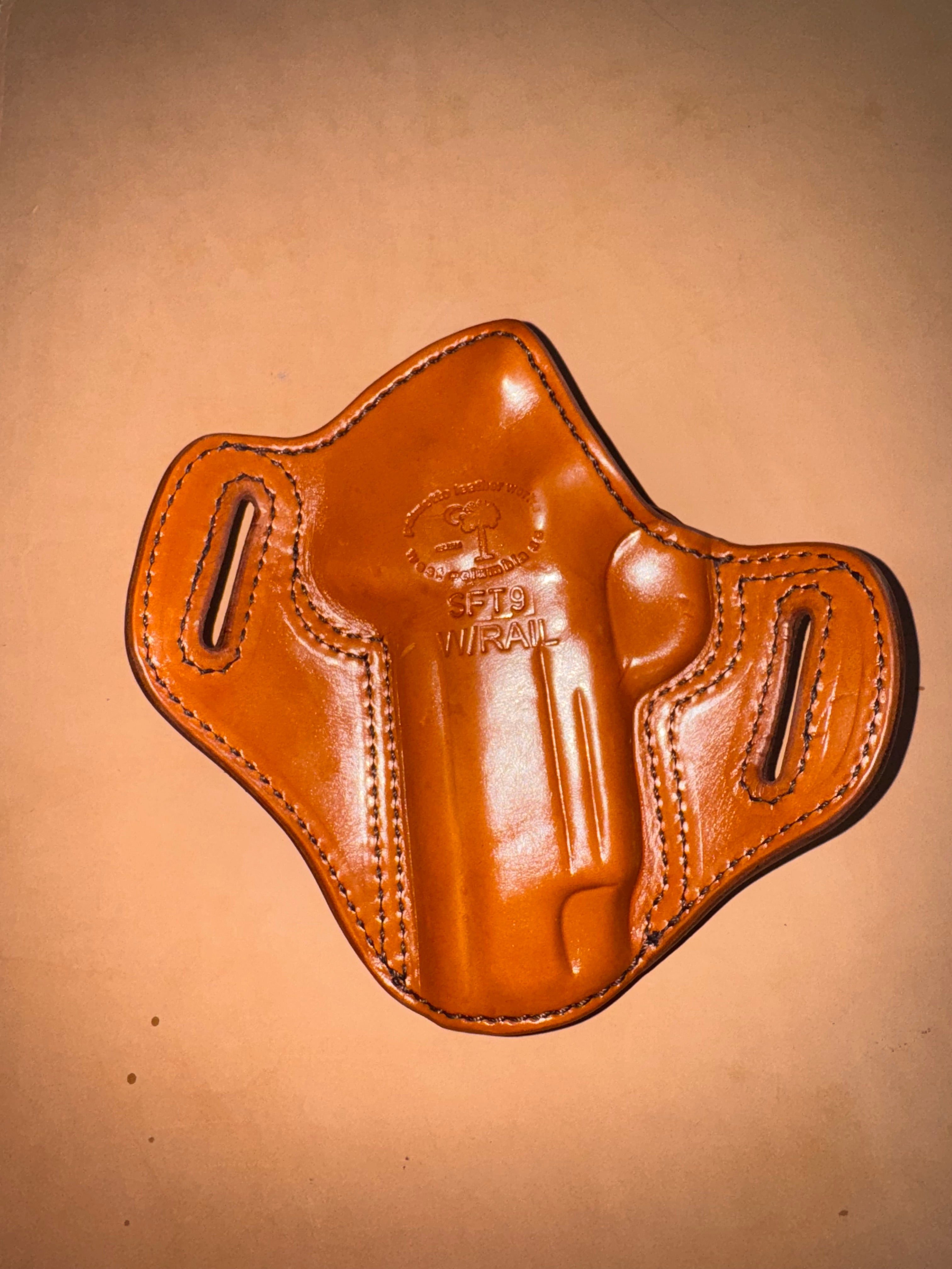 SFX9 with Rail Deluxe Model 3 Holster | Palmetto Leather